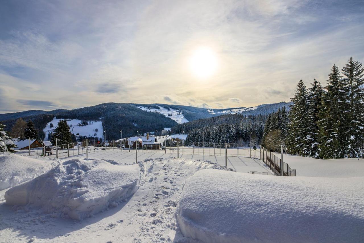 Penzion Vysoka Straz Pec pod Sněžkou Buitenkant foto