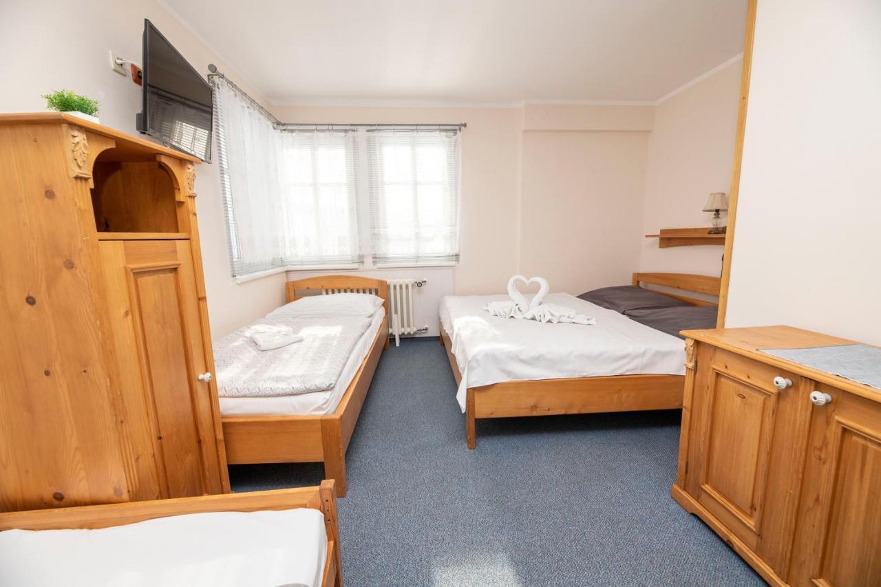 Penzion Vysoka Straz Pec pod Sněžkou Buitenkant foto